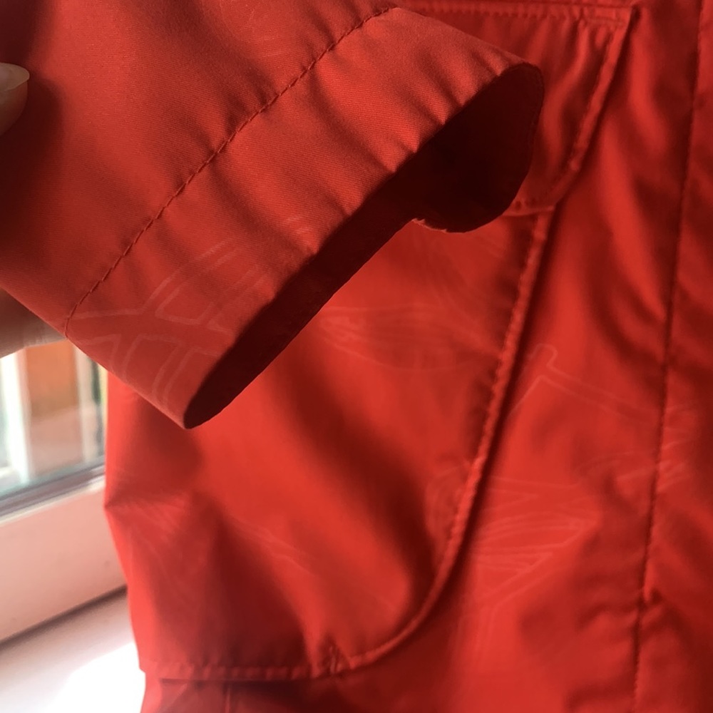 Woman’s small Lole rain coat - Picture 4 of 7